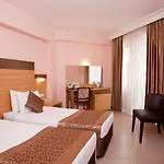 Hotel Remi 4*