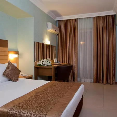 Remi Hotel 4*