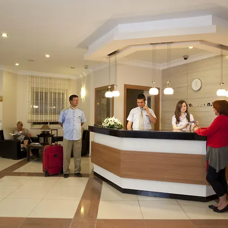 Hotel Remi