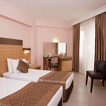 Remi Hotel 4*