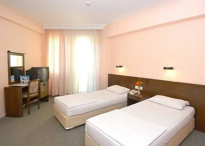 Hotel Remi 4*